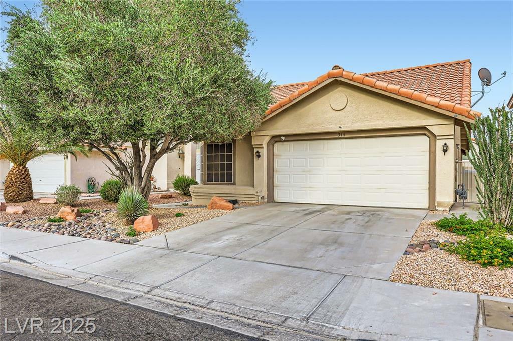Property Photo: 314 Abbington Street NV 89074