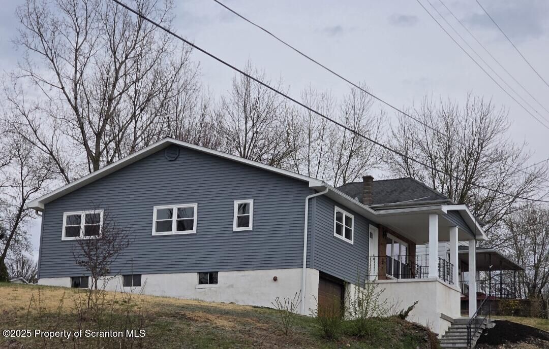 Property Photo:  1104 Filbert Street  PA 18403 