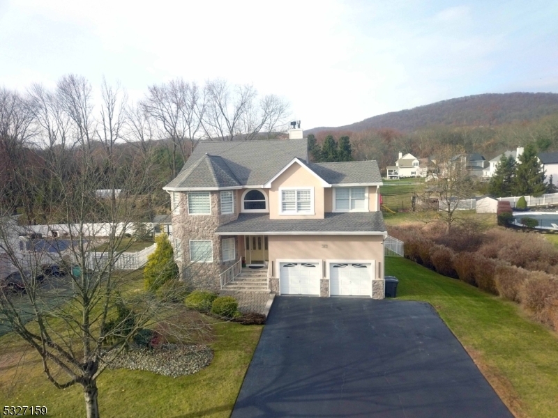 Property Photo: 18 Arundel Rd NJ 07444