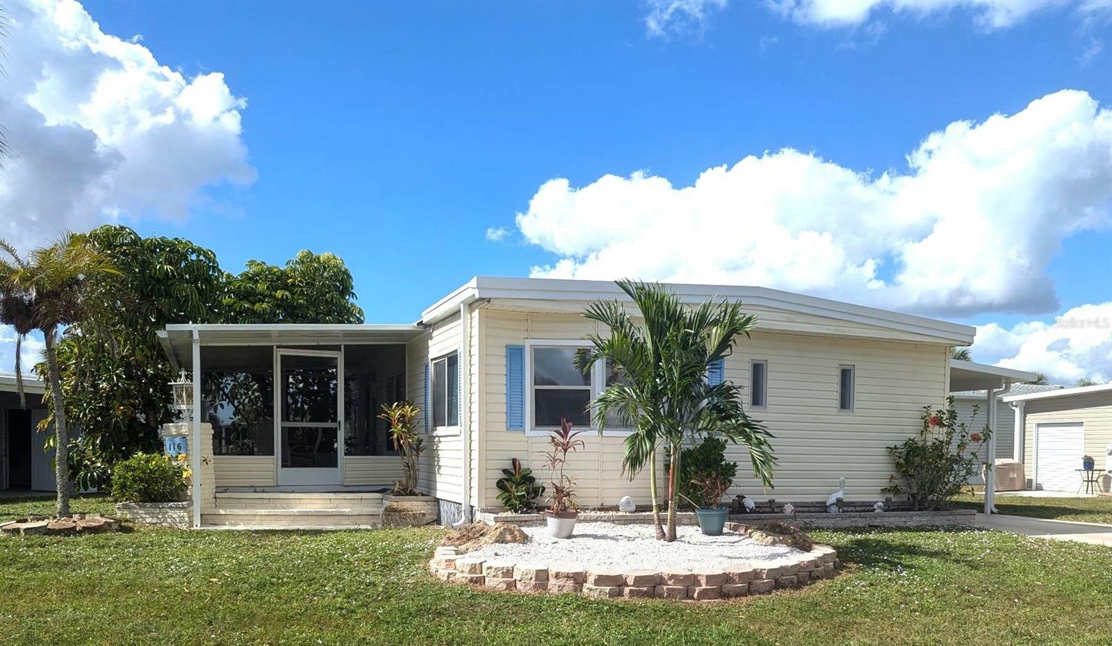 Property Photo: 2100 Kings Hwy 116 FL 33980