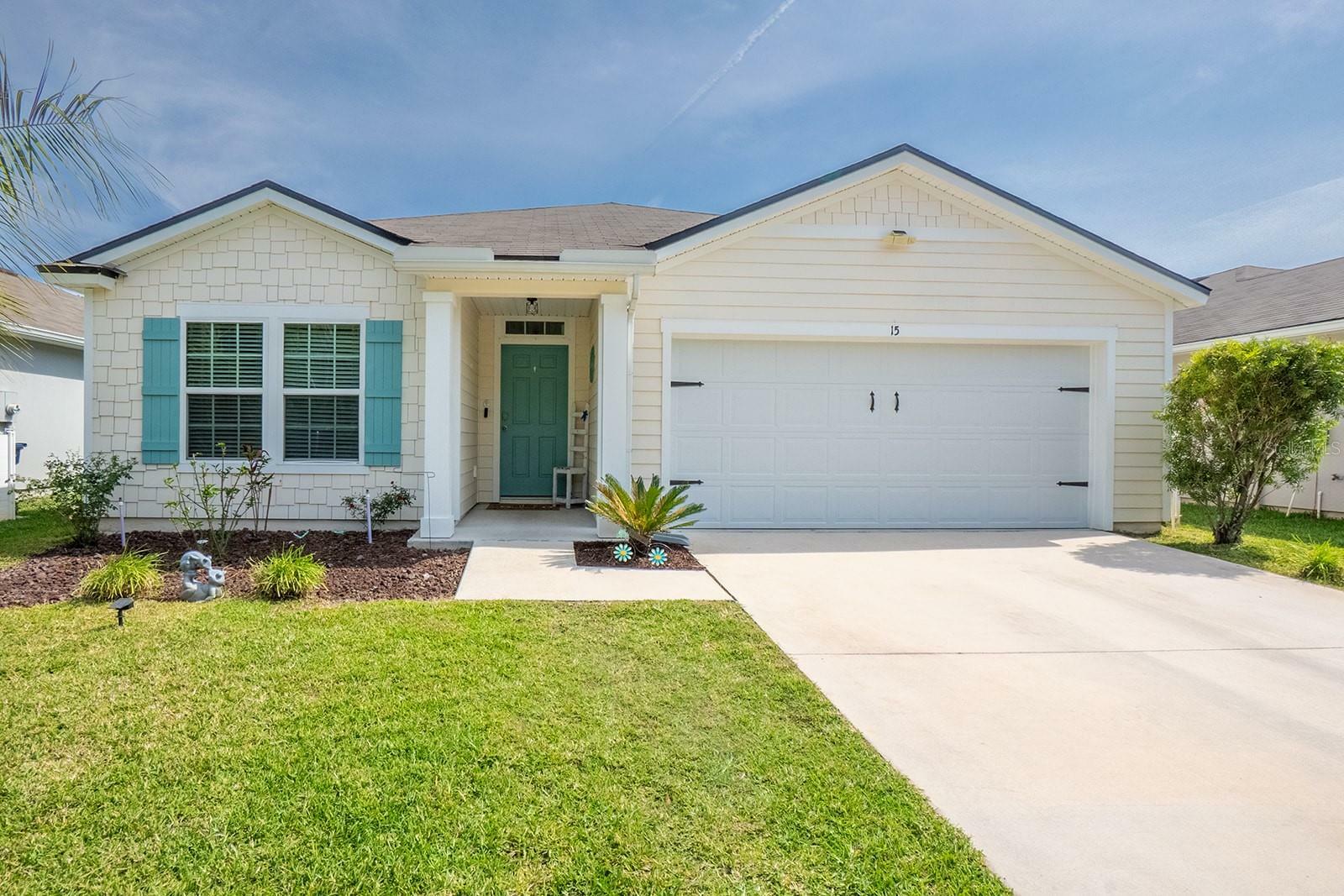 Property Photo: 15 Grand Par Court FL 32110