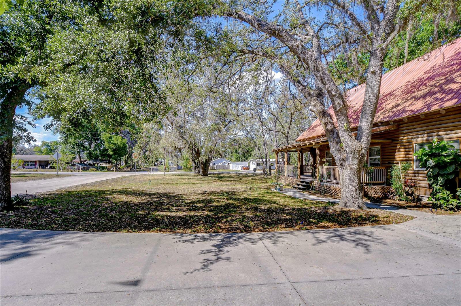 Property Photo: 4126 Burrows Road FL 33542