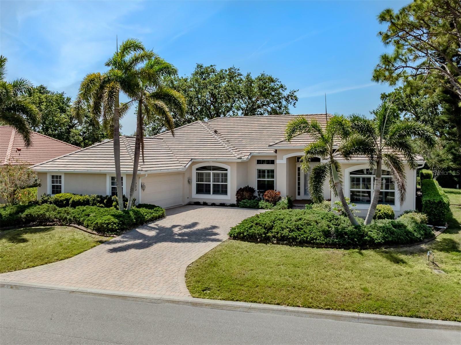 Property Photo: 2022 Calusa Lakes Blvd FL 34275