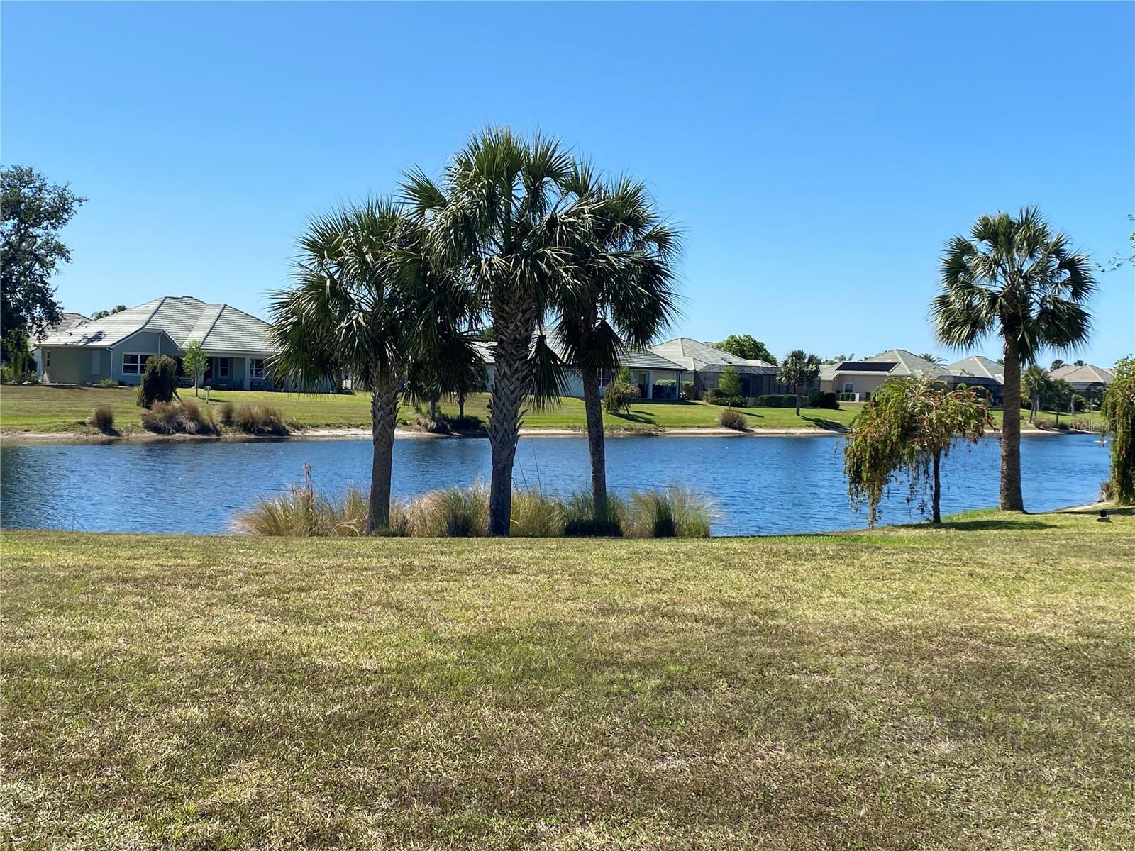 Property Photo: 138 Longview Way N Way FL 32137