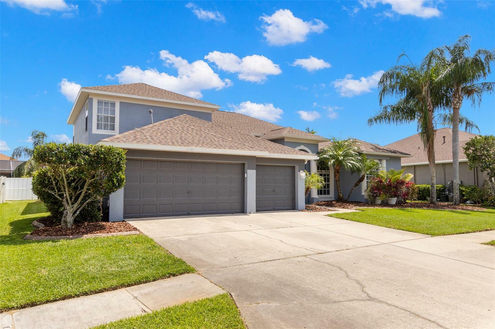 Property Photo: 12925 Tar Flower Drive FL 33626