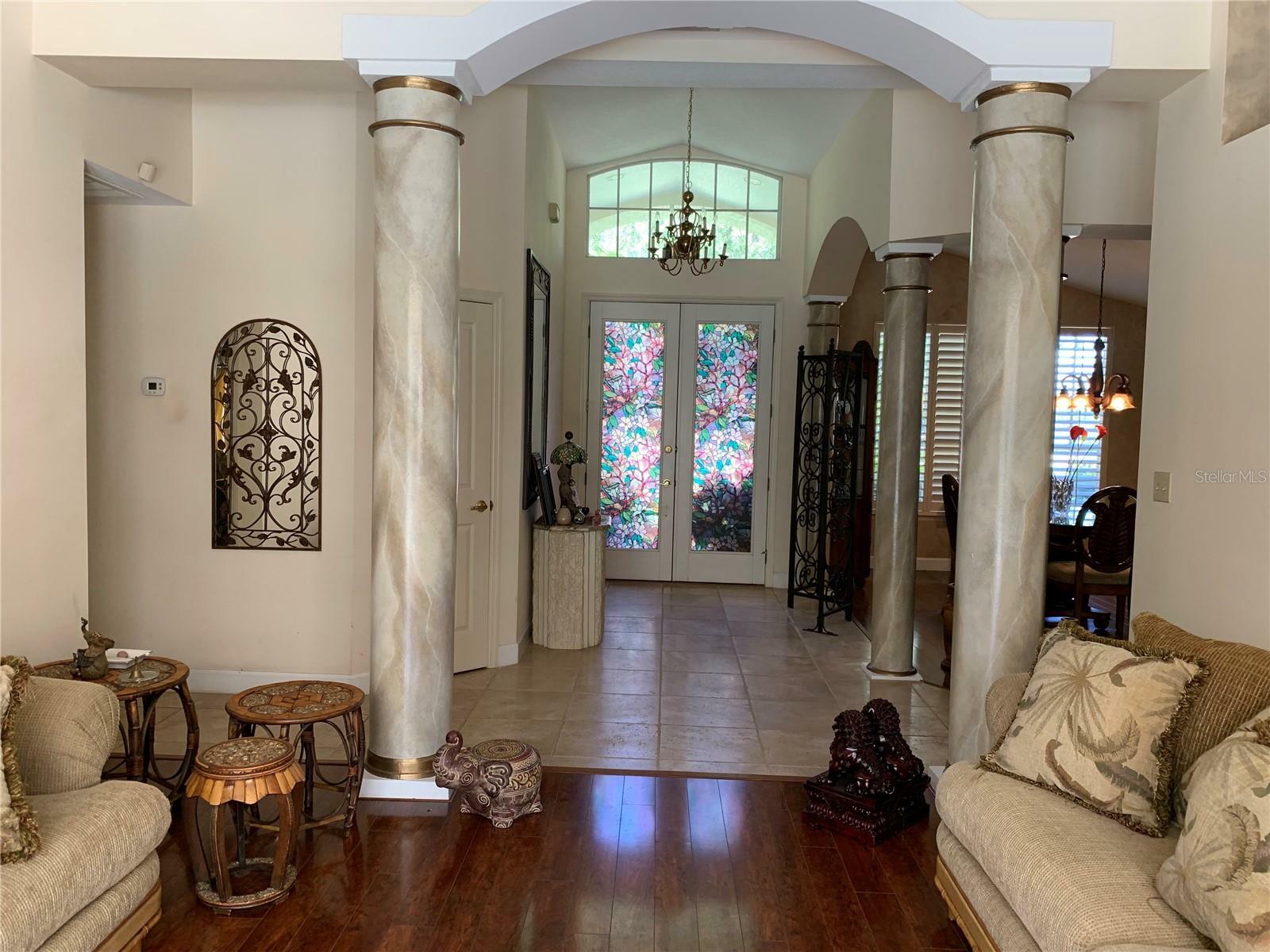 Property Photo: 1121 Arbor Glen Circle FL 32708