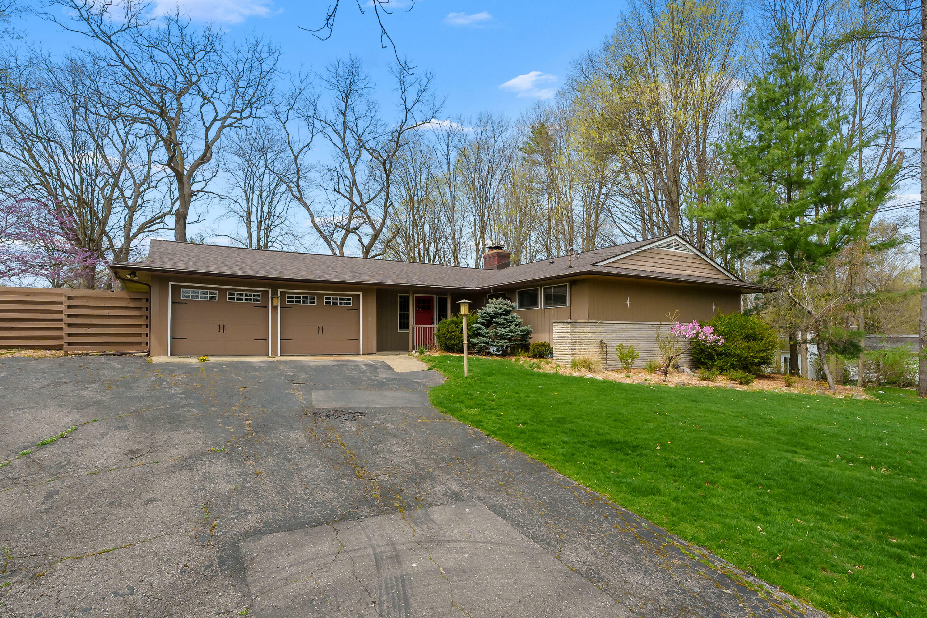 Property Photo: 4428 Old Colony Road MI 49008