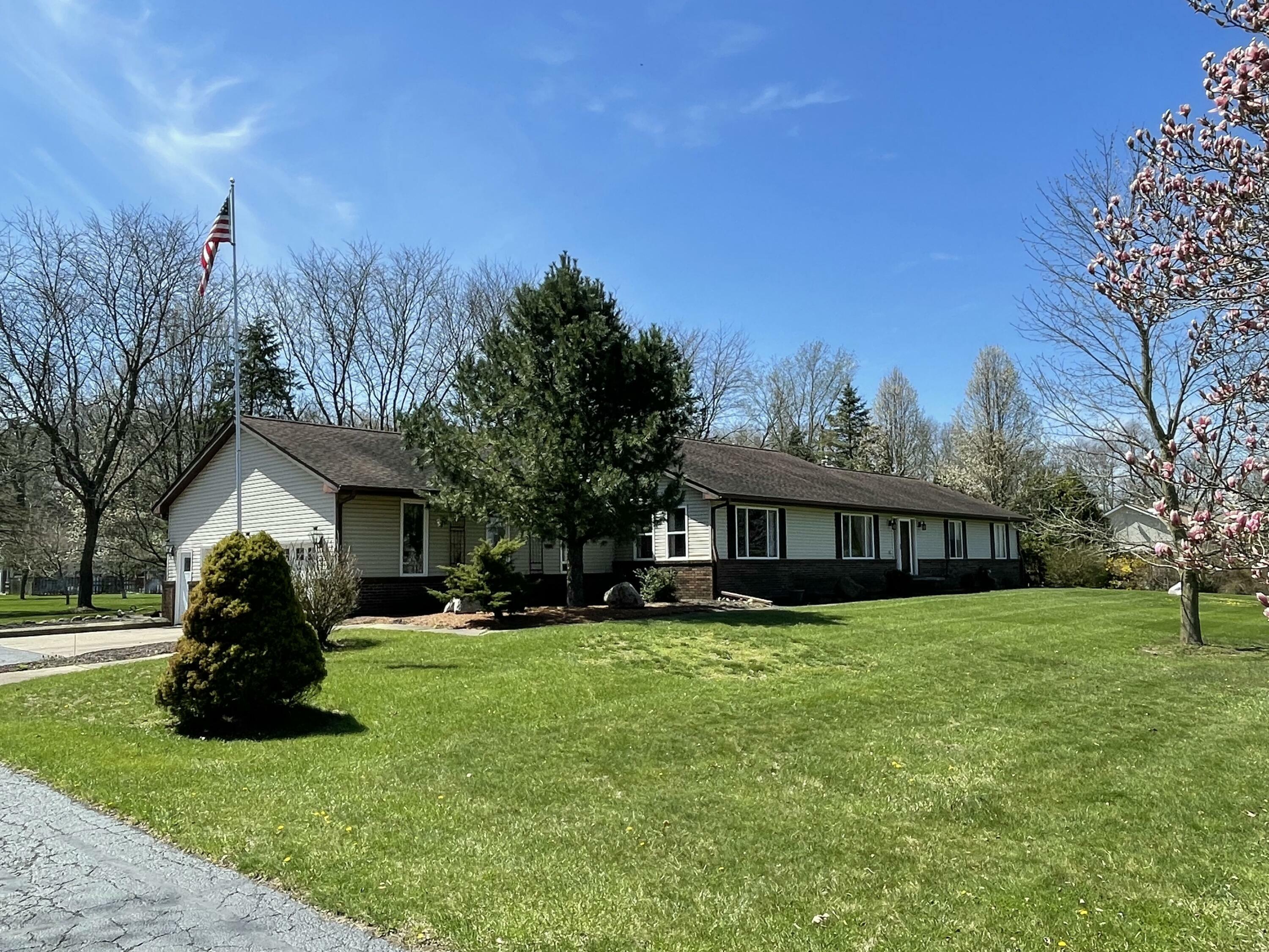 331 Jonesville Road  Jonesville MI 49250 photo