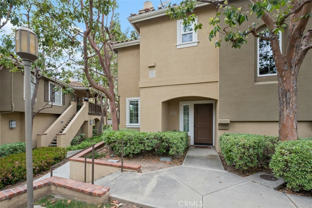 Property Photo: 113 Gallery Way CA 92782