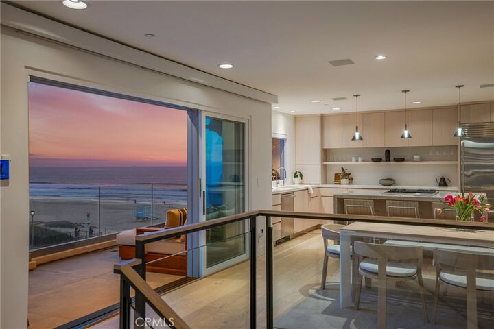 Property Photo: 2702 The Strand CA 90266