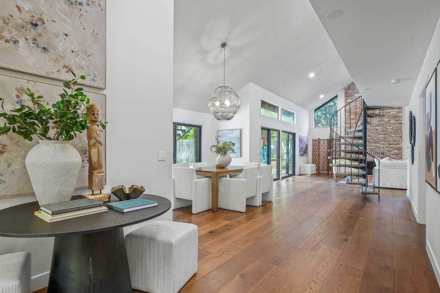 Property Photo: 5940 Sarah Court CA 95608