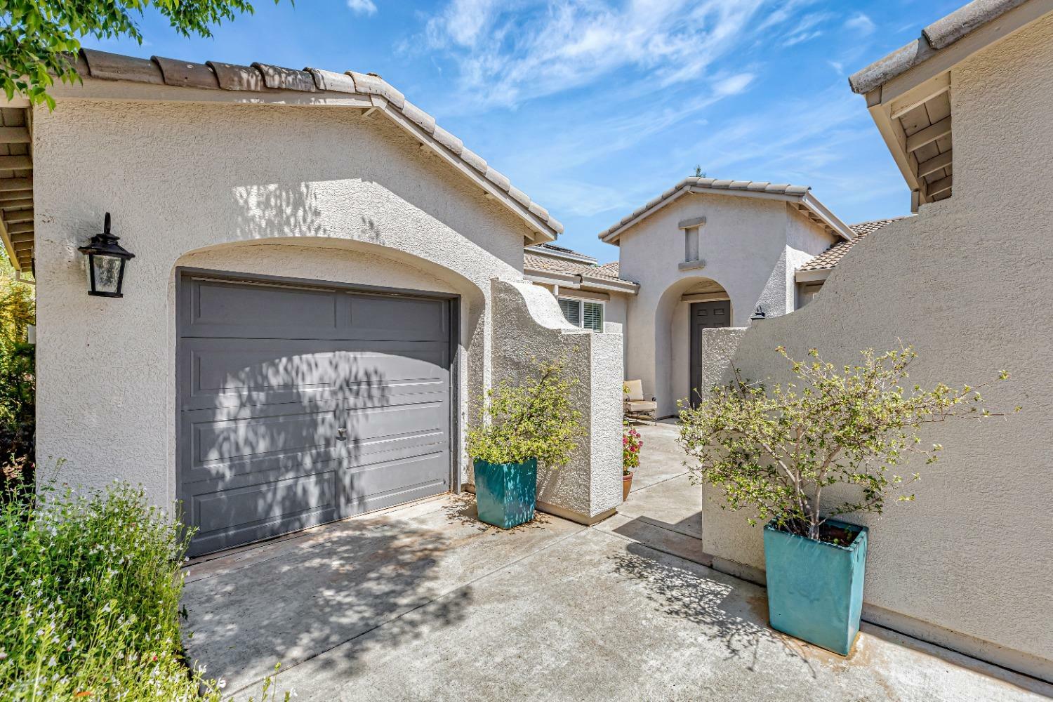 Property Photo: 1165 Pecos Way CA 95961