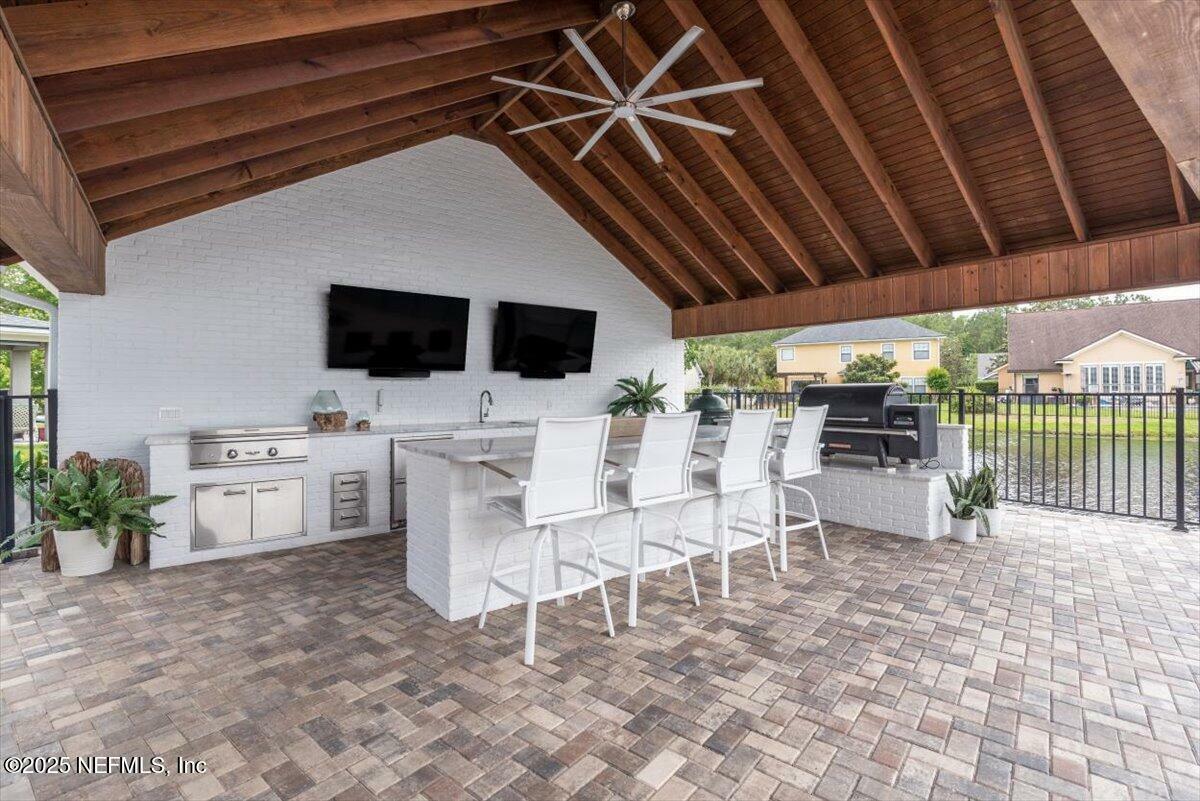 Property Photo: 1761 Pepper Stone Court FL 32092