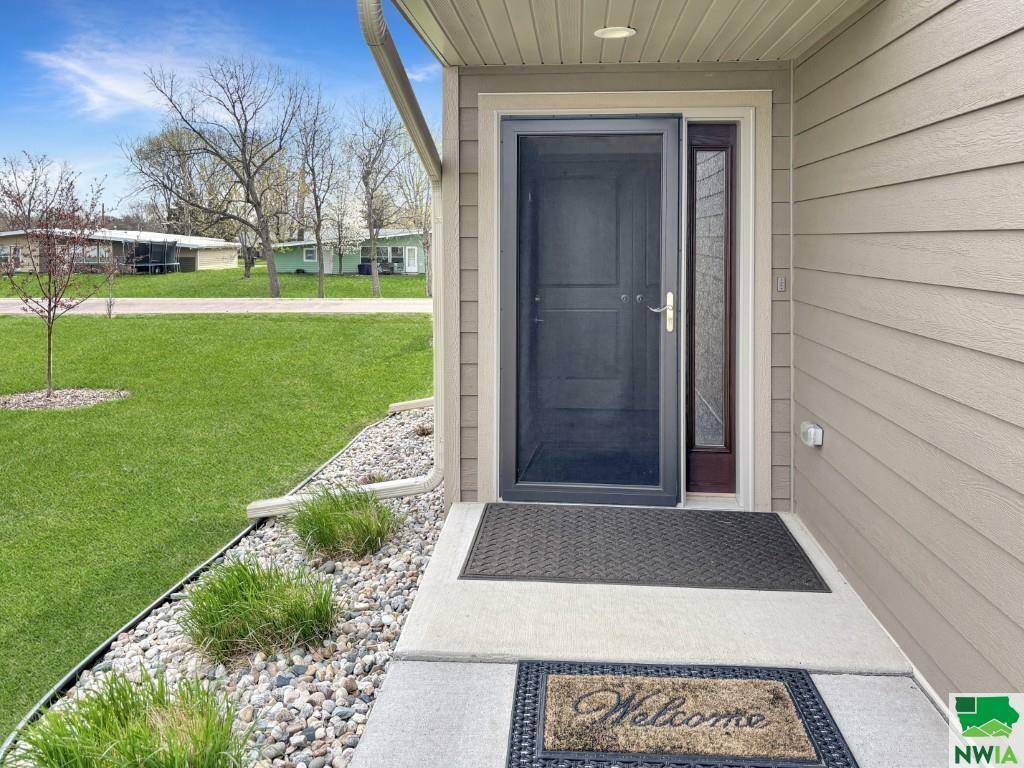 Property Photo: 306 Prairie Bluff Dr IA 51054