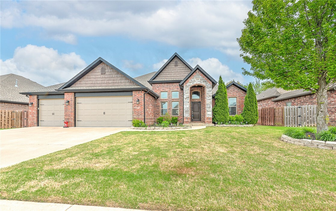 Property Photo: 5403 S 60th Place AR 72758