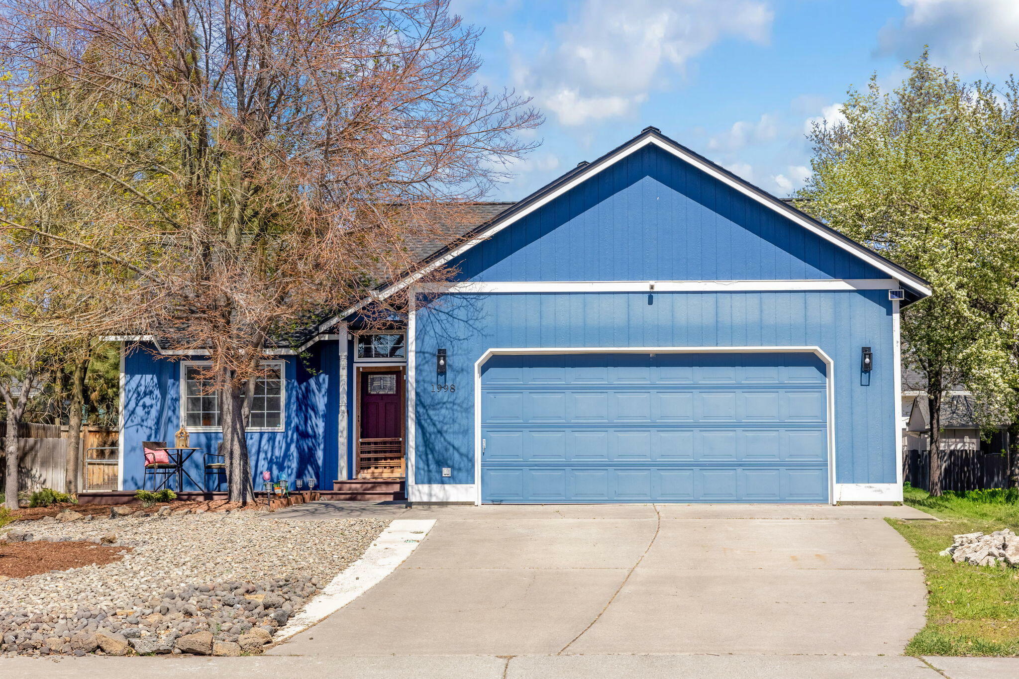 Property Photo: 1998 NE Purser Lane OR 97701