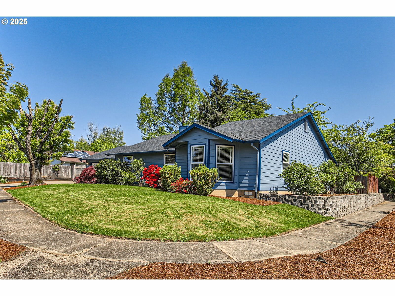 Property Photo:  10500 SW Clydesdale Ter  OR 97008 