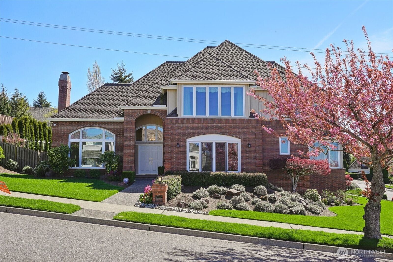 Property Photo:  5990  167th Avenue SE  WA 98006 