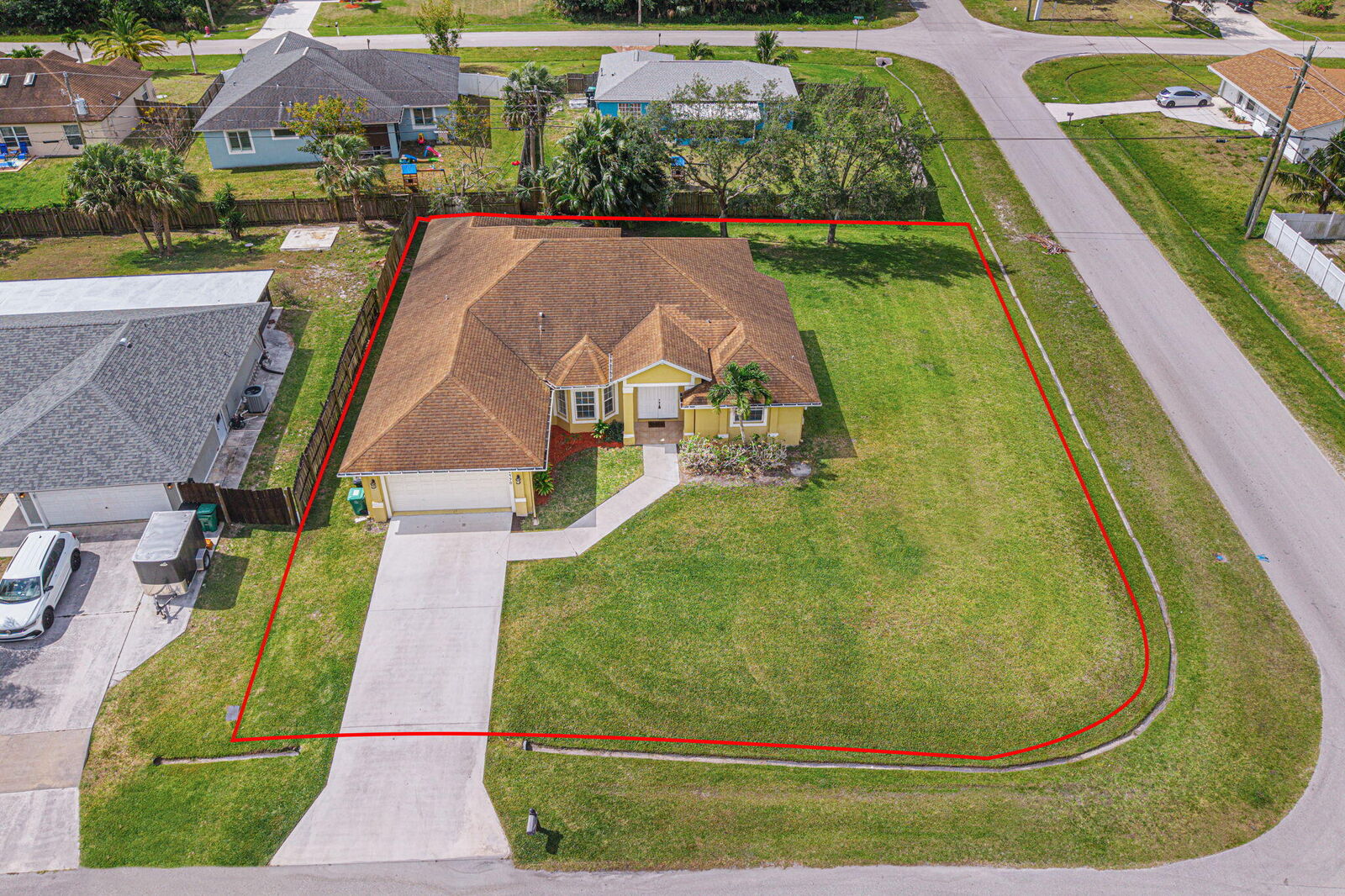 Property Photo: 1490 SW Dow Lane FL 34953
