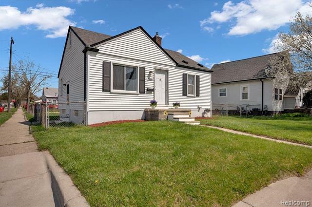 Property Photo: 17405 Tennyson Street MI 48066