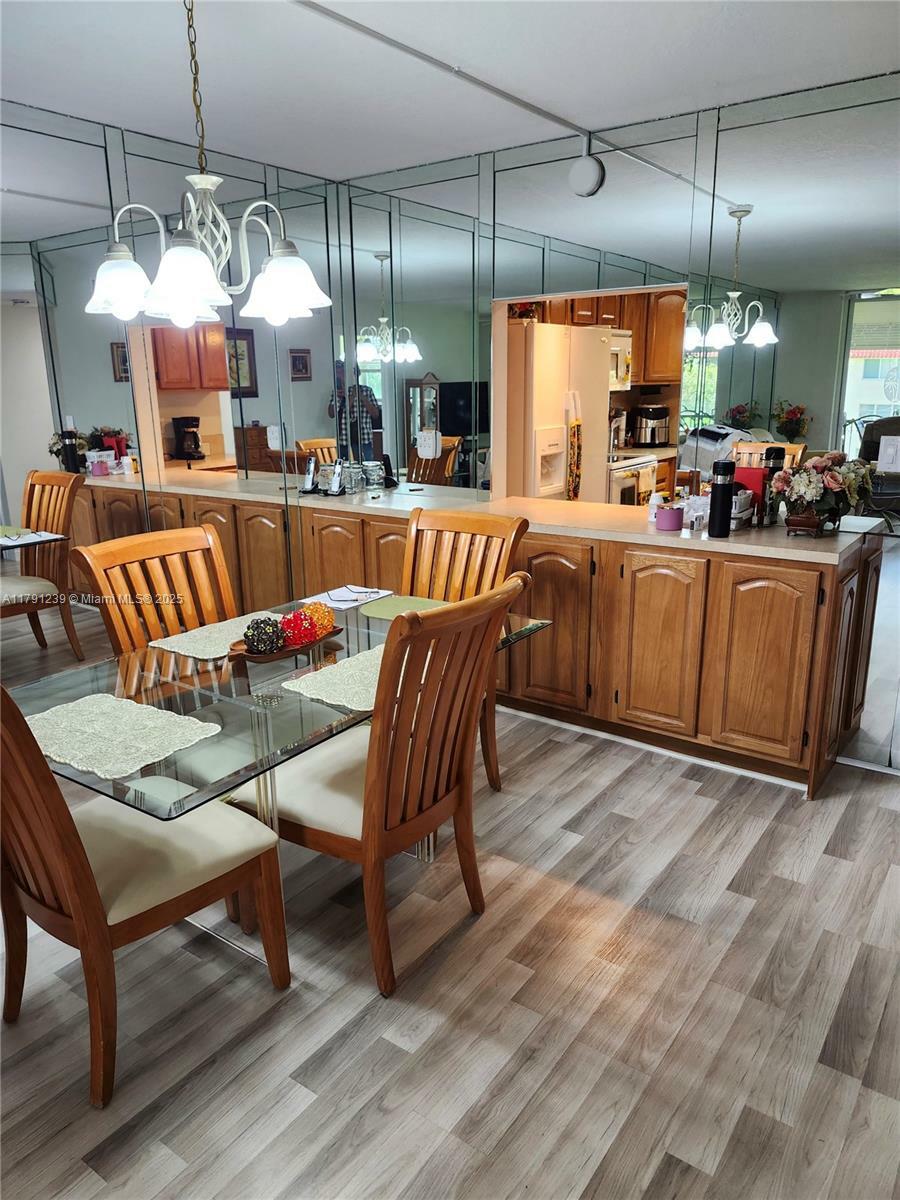 Property Photo: 9420 S Hollybrook Lake Dr 302 FL 33025