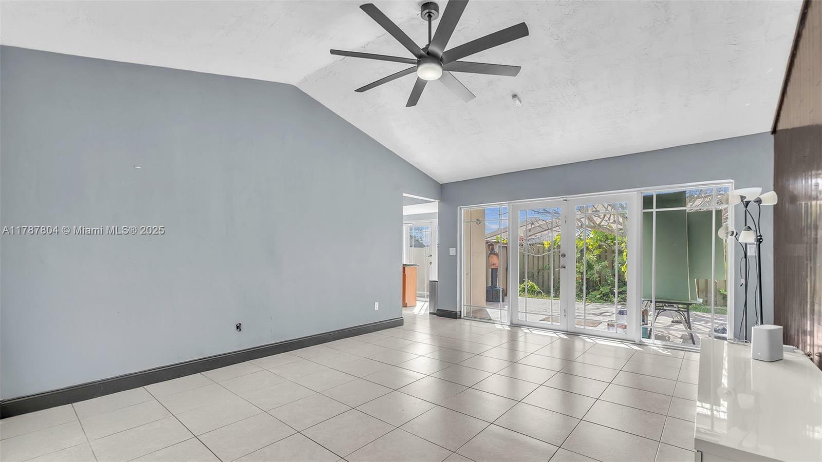Property Photo: 12031 SW 110th St Cir E FL 33186