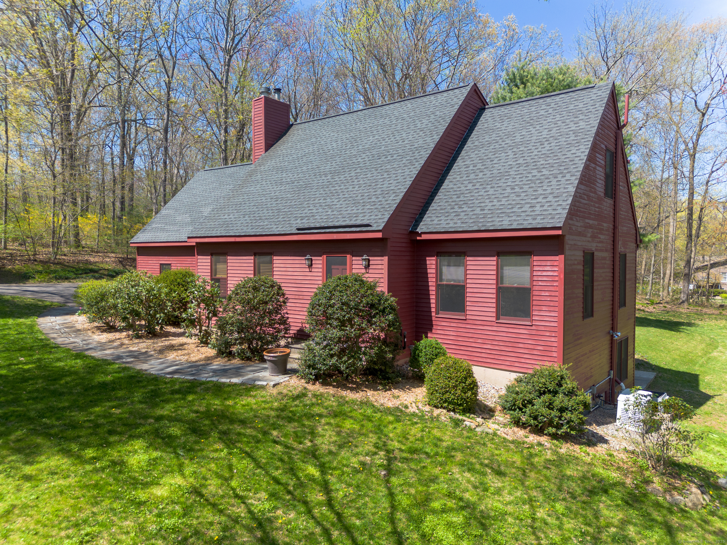Property Photo: 12 Stephen Court CT 06712