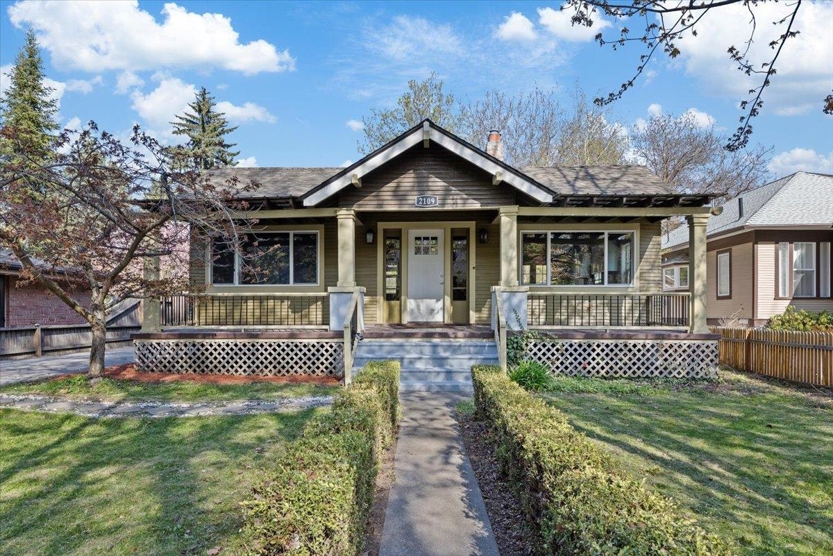 Property Photo: 2109 S Grand Blvd WA 99203