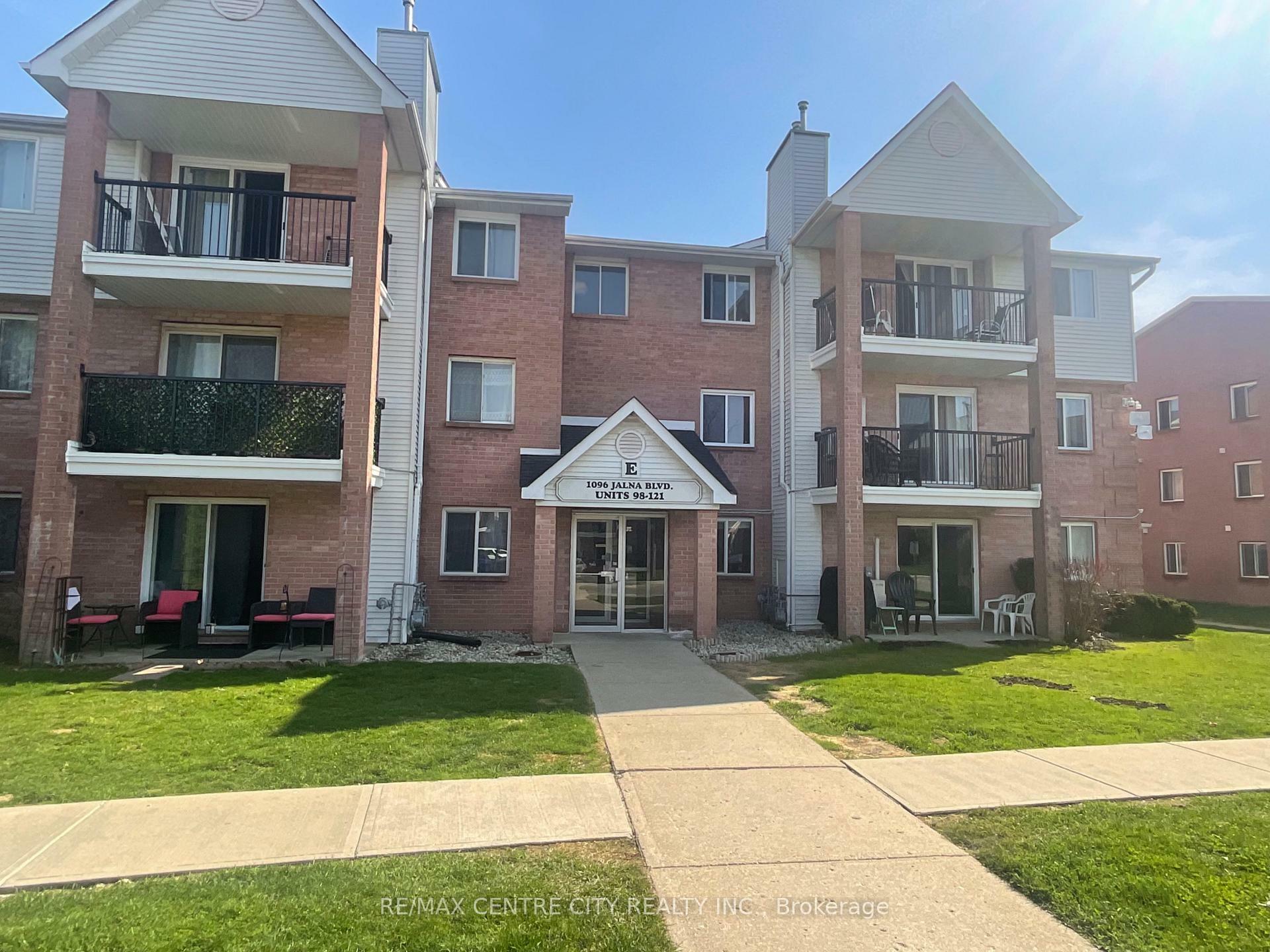 Property Photo: 1096 Jalna Boulevard 121 ON N6E 3B8