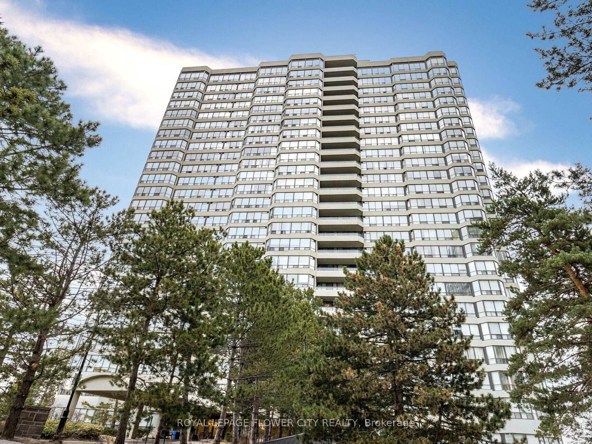 Property Photo: 22 Hanover Road 710 ON L6S 5K7