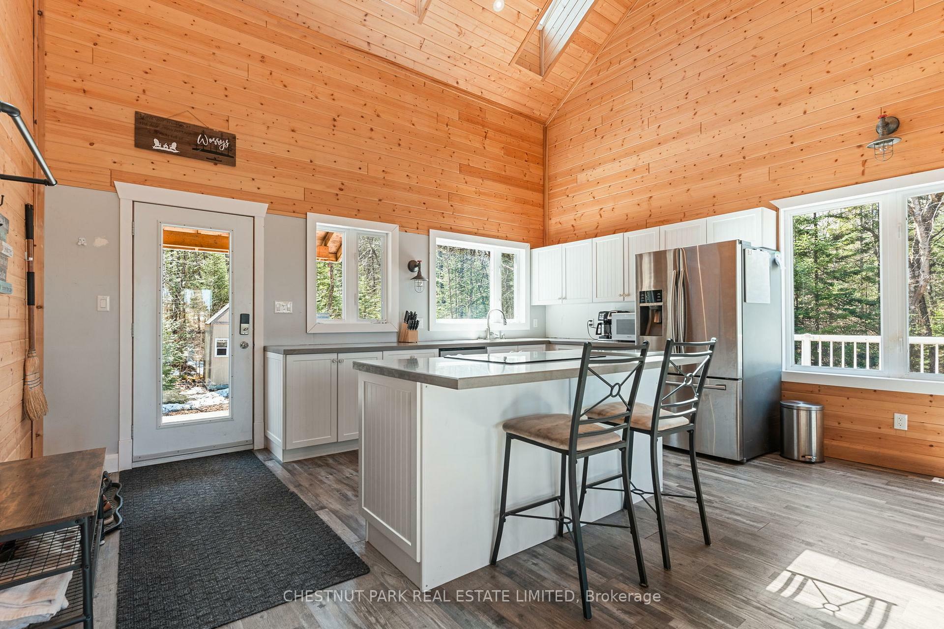 Property Photo: 1038 Stonehenge Lane ON K0L 1M0