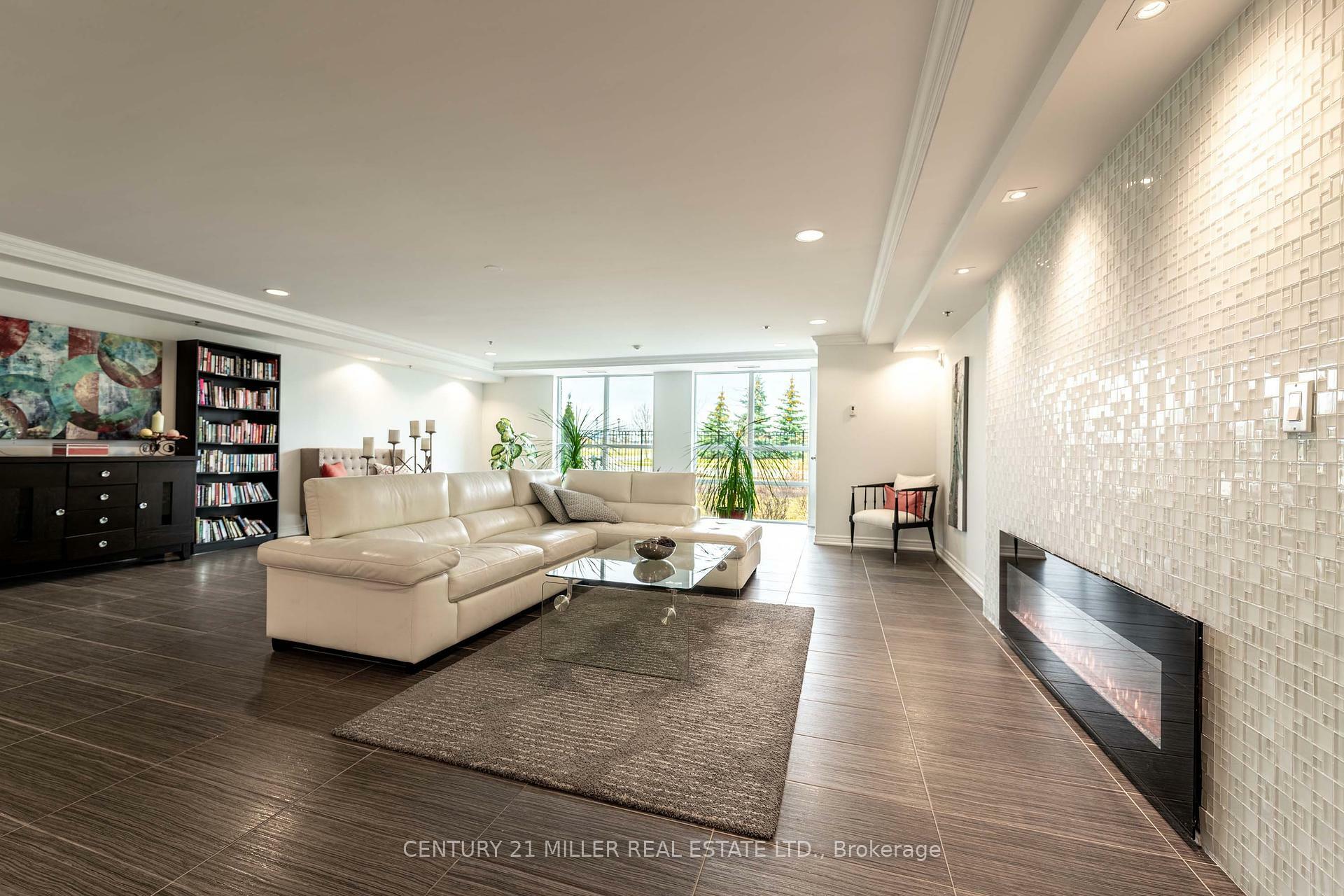 Property Photo: 1421 Costigan Road 212 ON L9T 2N4