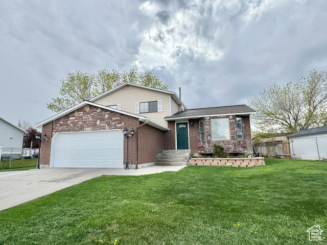 Property Photo: 8292 S Rams Horn Dr UT 84088