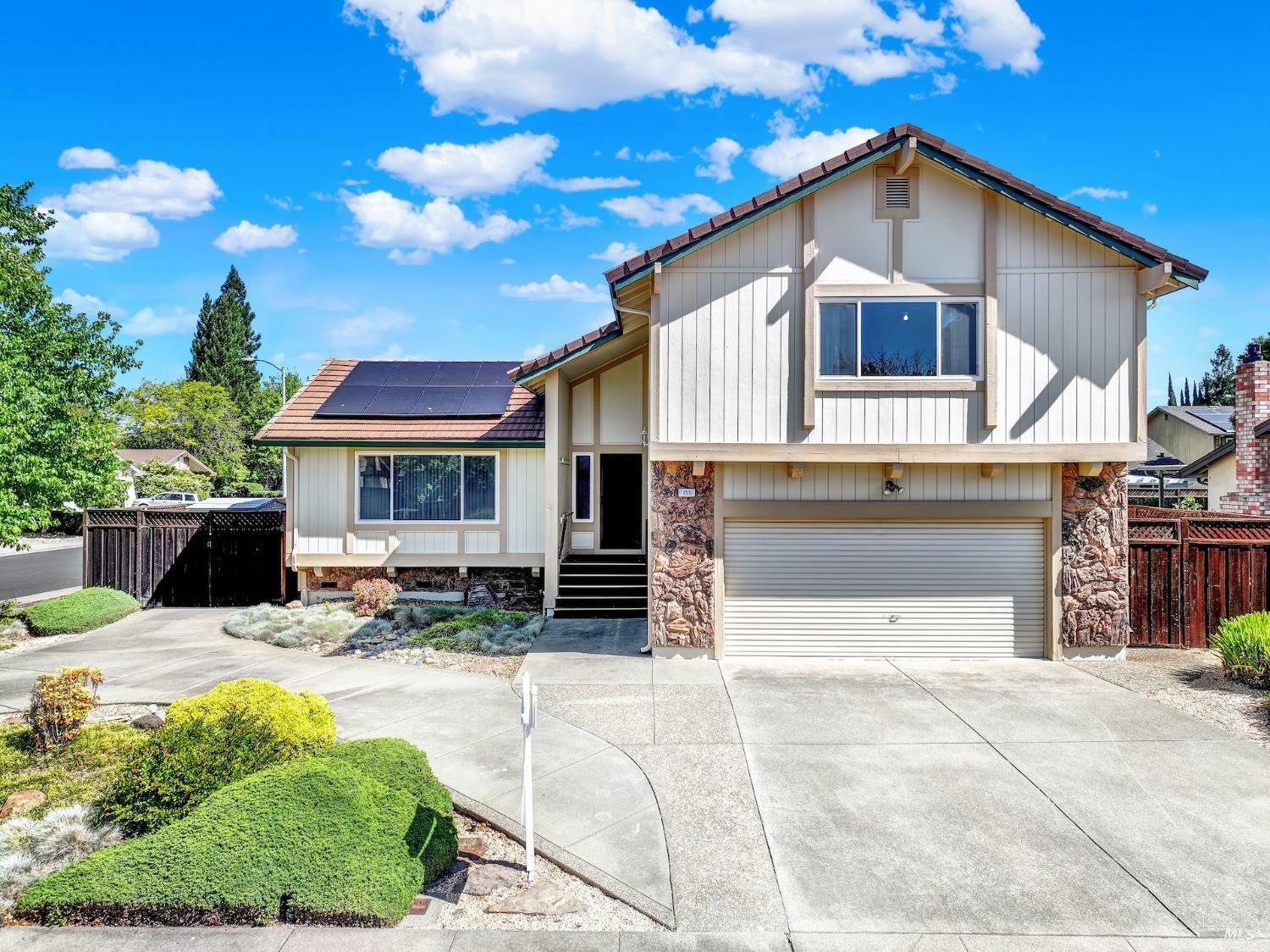 155 Quietwood Drive  Vacaville CA 95688 photo