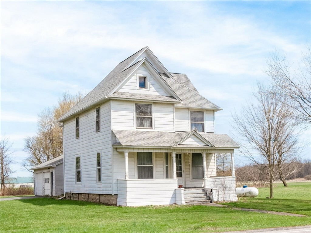 10800 Hunts Corners Road  Clarence NY 14031 photo
