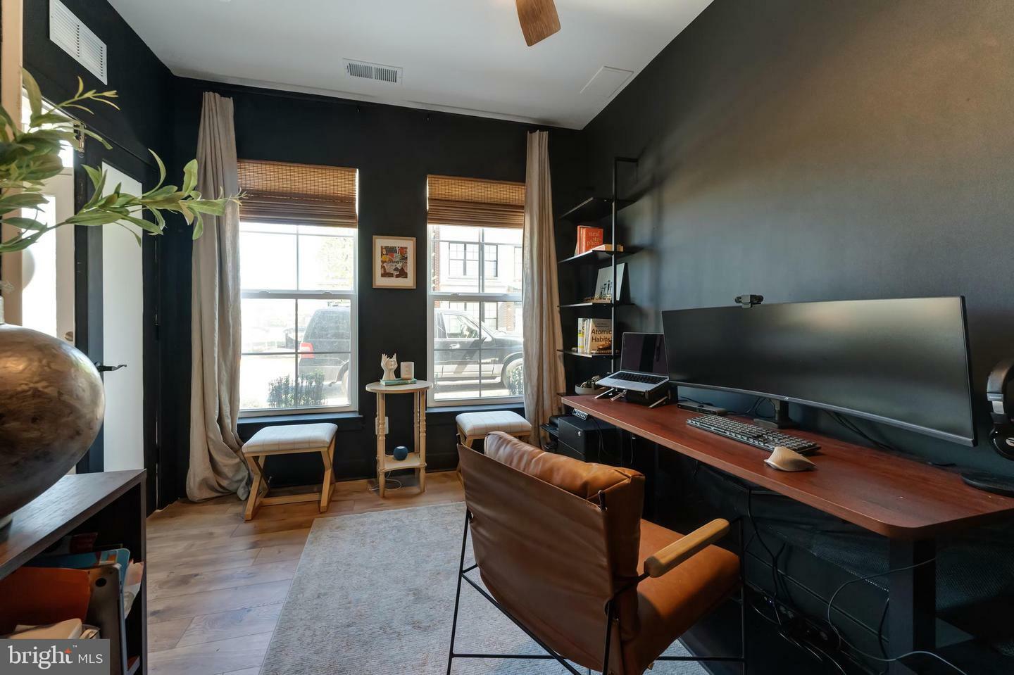 Property Photo: 11237 Beaker Street VA 20190