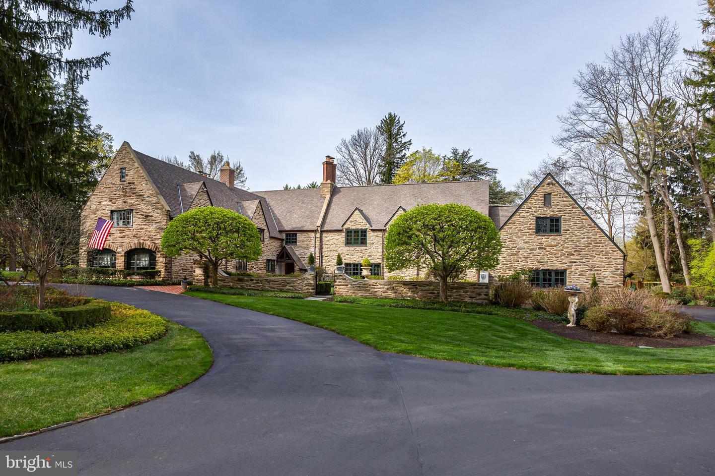 Property Photo: 458 Huston Road PA 19087