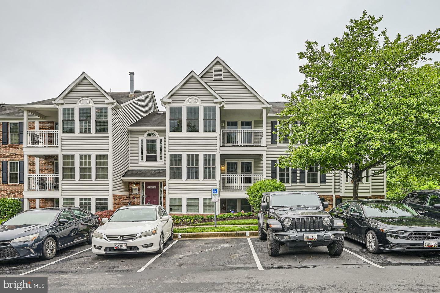 1317 Greenbriar Circle 7-1317  Pikesville MD 21208 photo