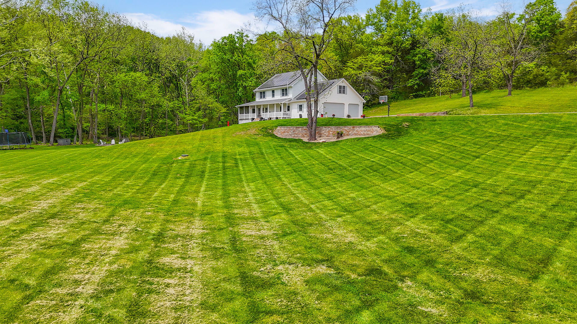 Property Photo: 7751 W Old Barclay Creek Ln MO 65202