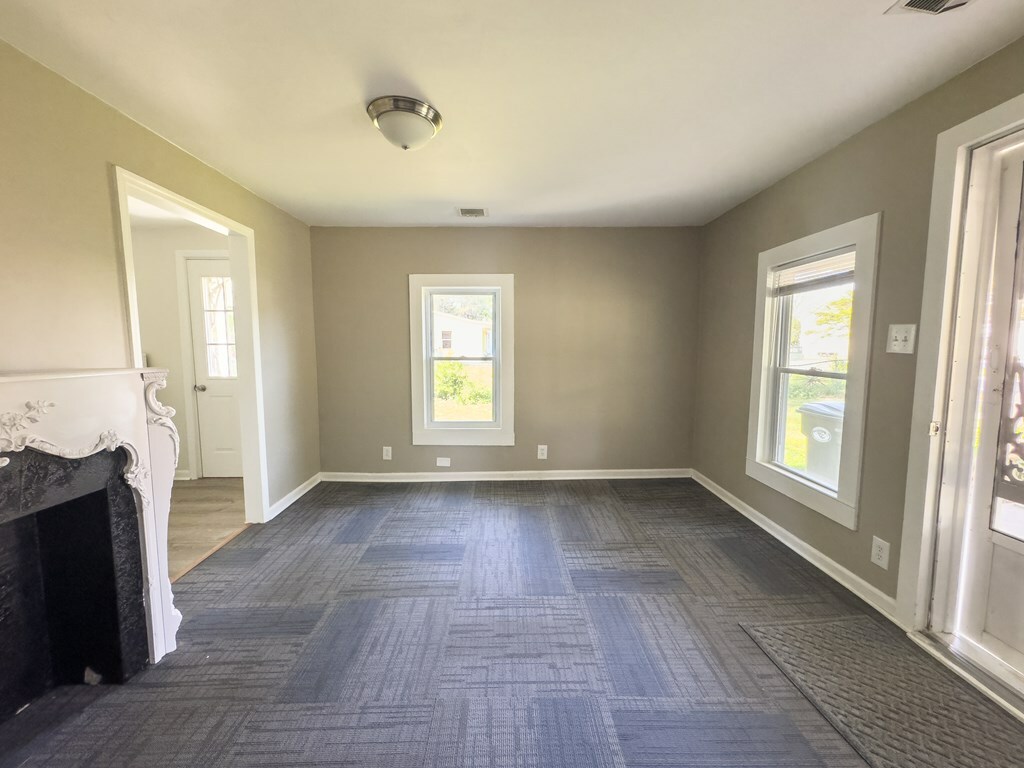 Property Photo: 919 Avenue F GA 30721