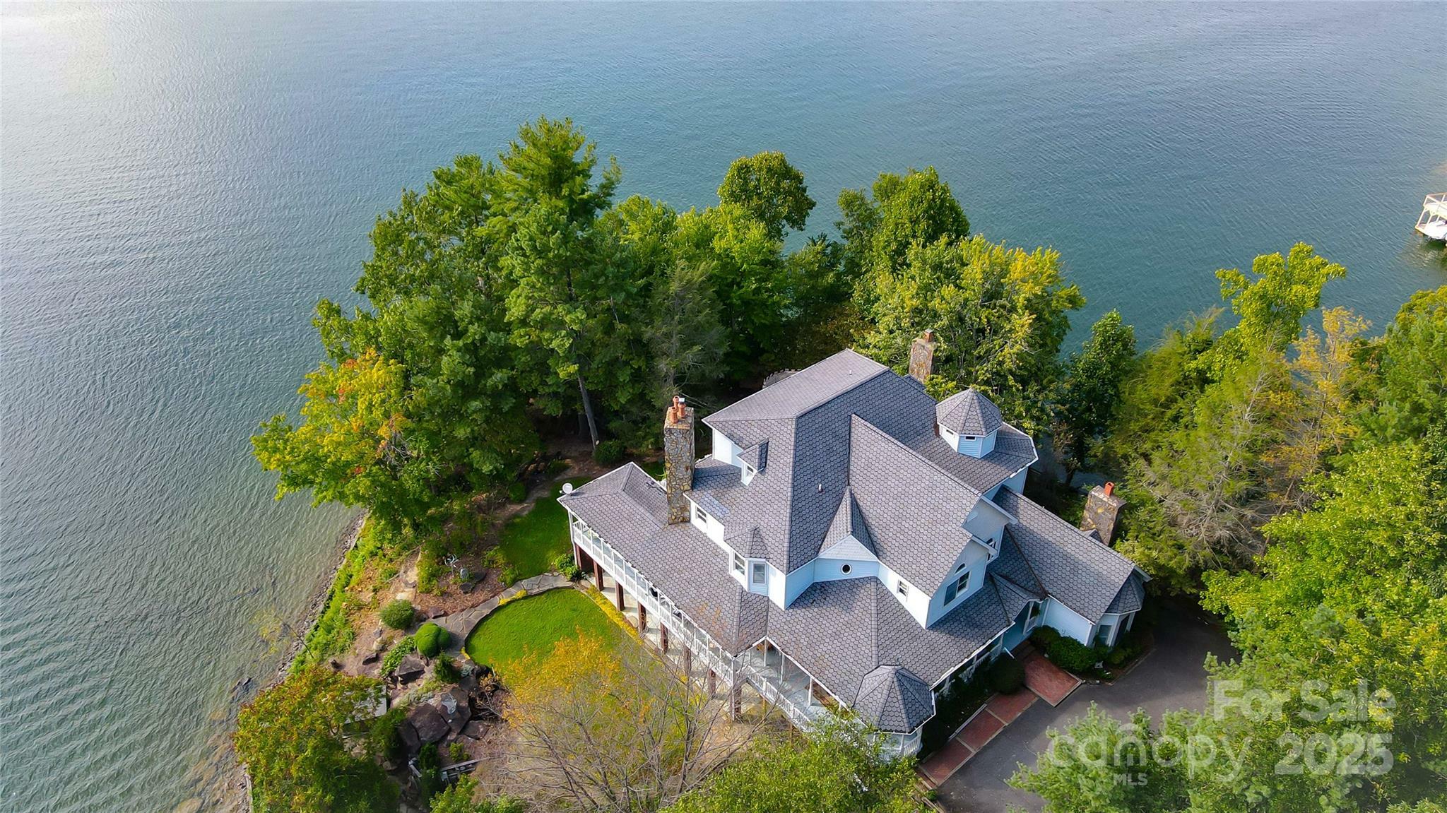 Property Photo: 4950 Canterbury Place NC 28655