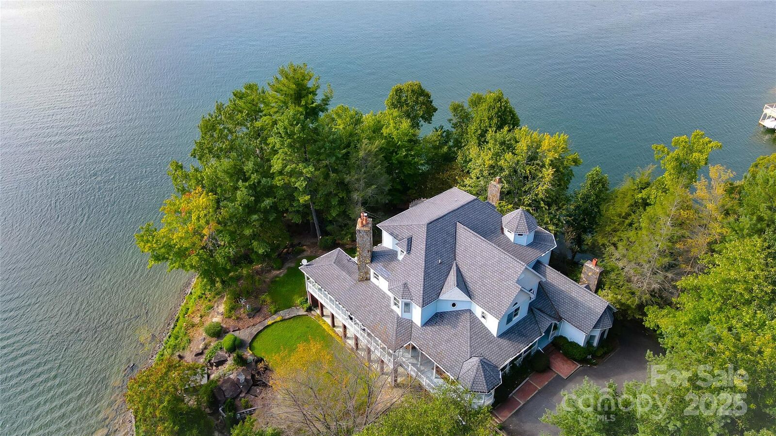 Property Photo:  4950 Canterbury Place  NC 28655 