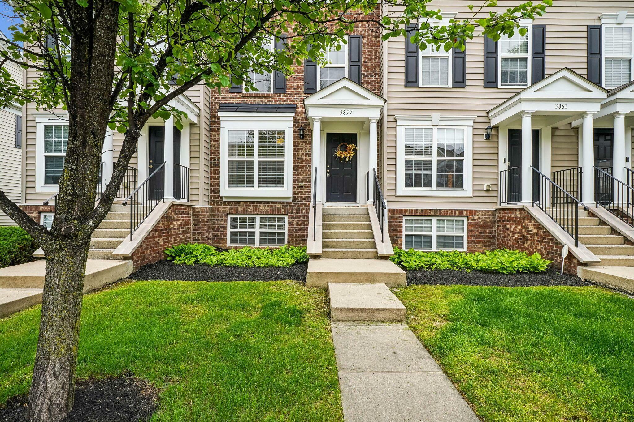 Property Photo:  3857 Dowitcher Lane  OH 43230 