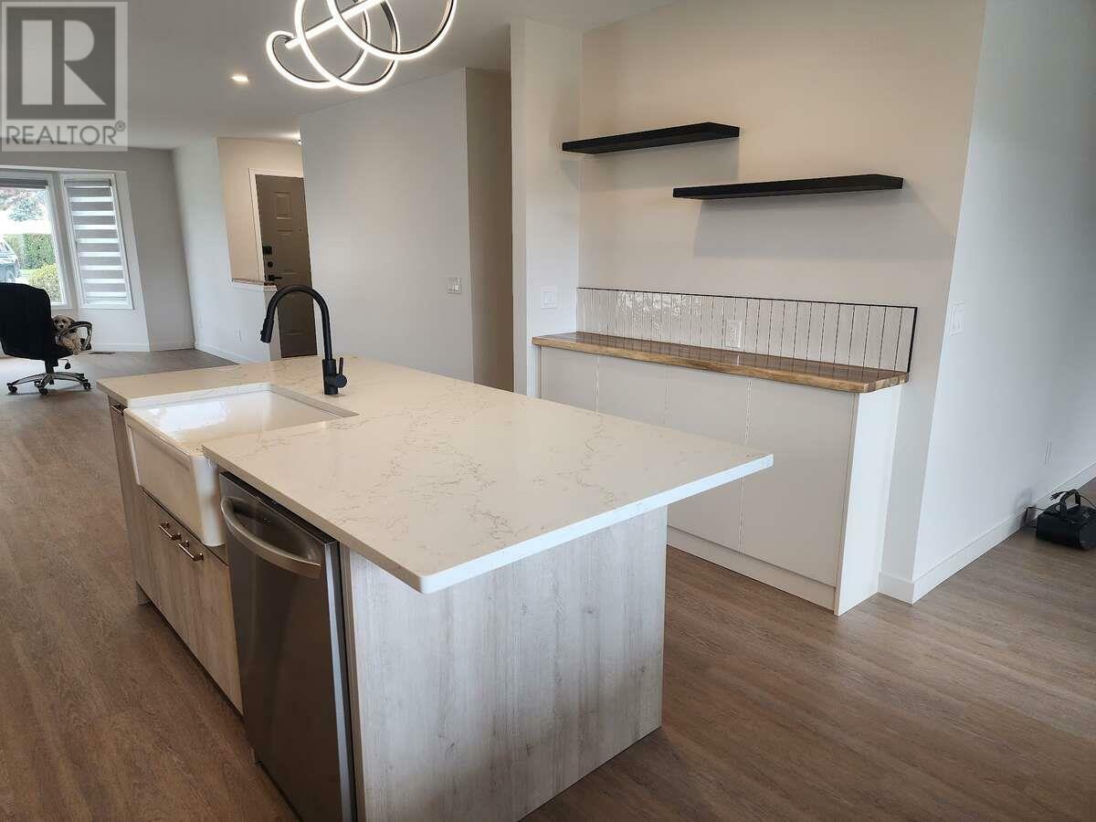 Property Photo: 1260 Raymer Avenue 397 BC V1W 3S7