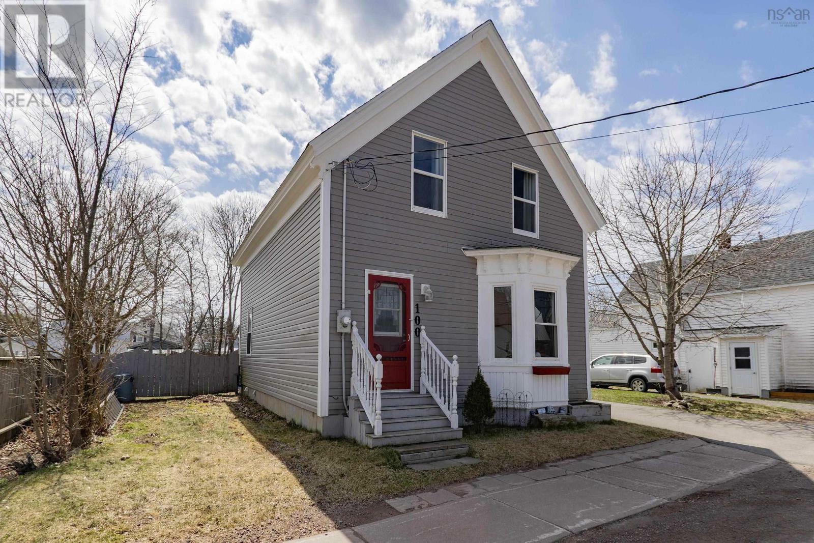 Property Photo: 100 Queen Street NS B0M 1S0