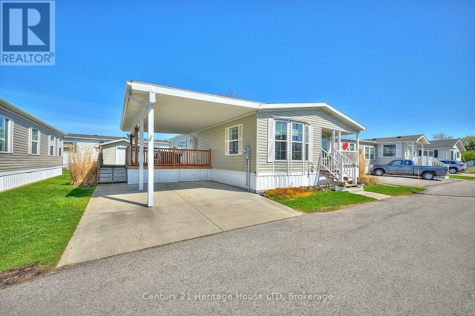 Property Photo:  3033 Townline Road 242  ON L0S 1S1 