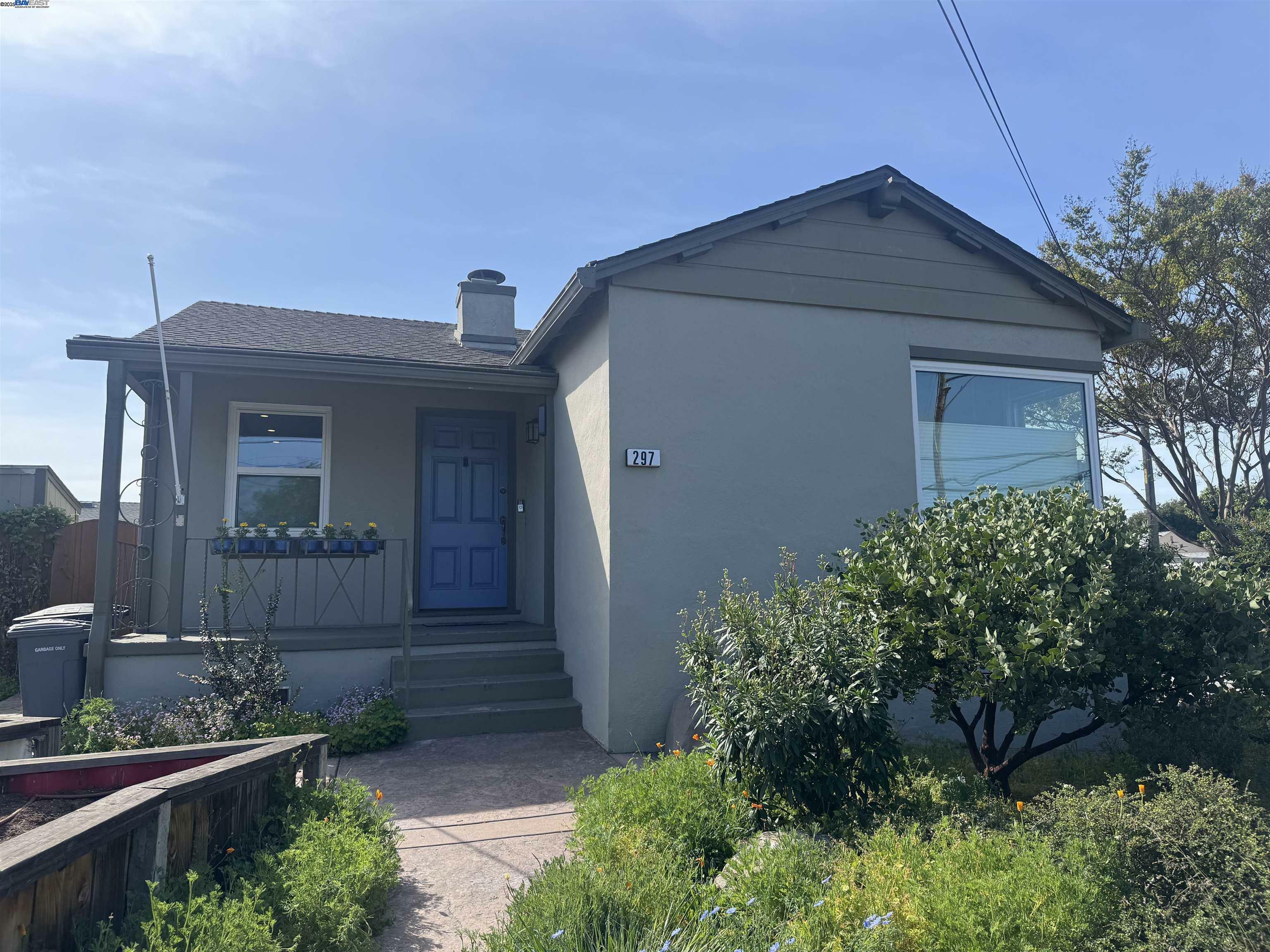 Property Photo: 297 Lorraine Blvd CA 94577