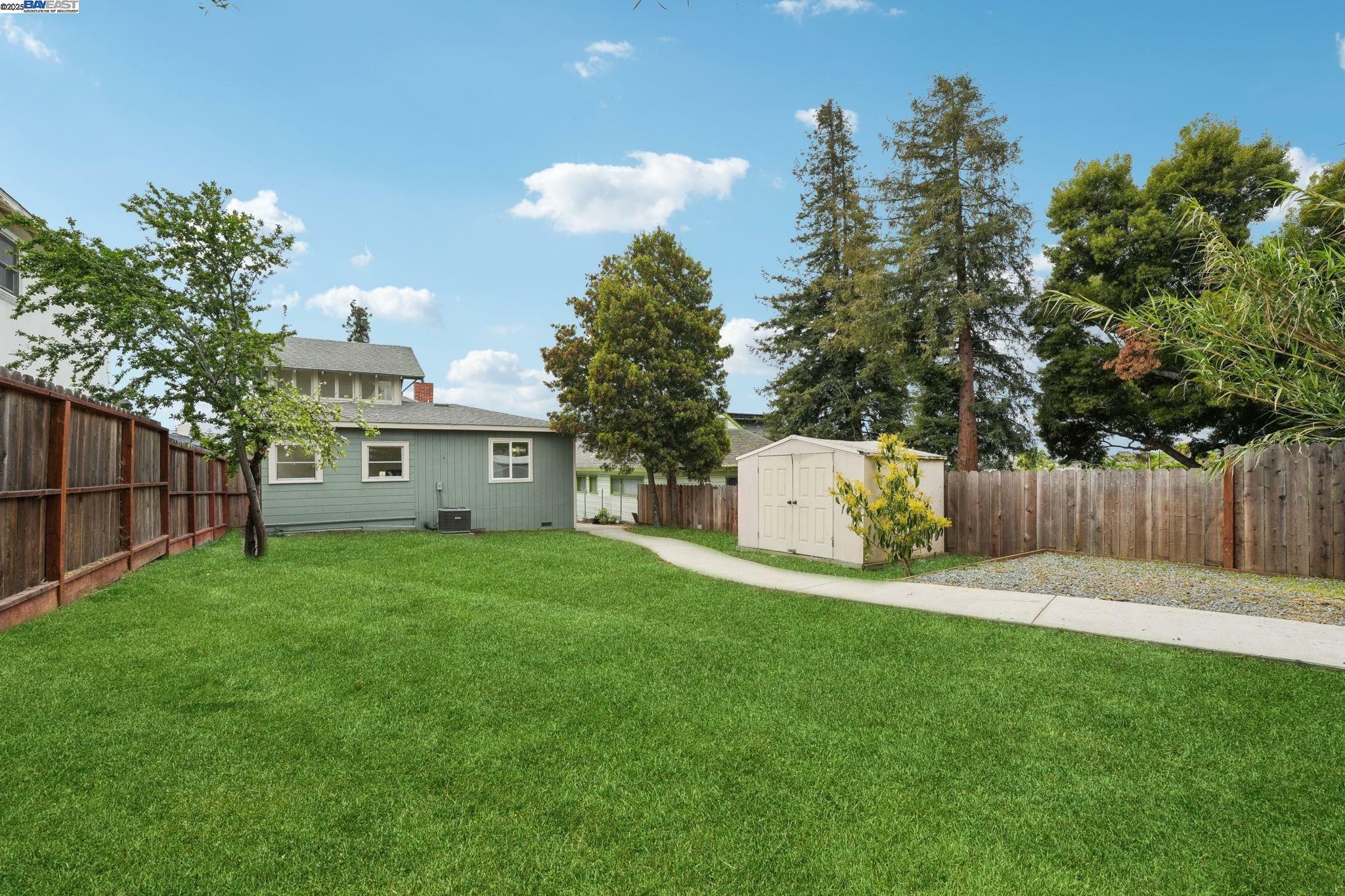 Property Photo: 2155 42nd Ave CA 94601