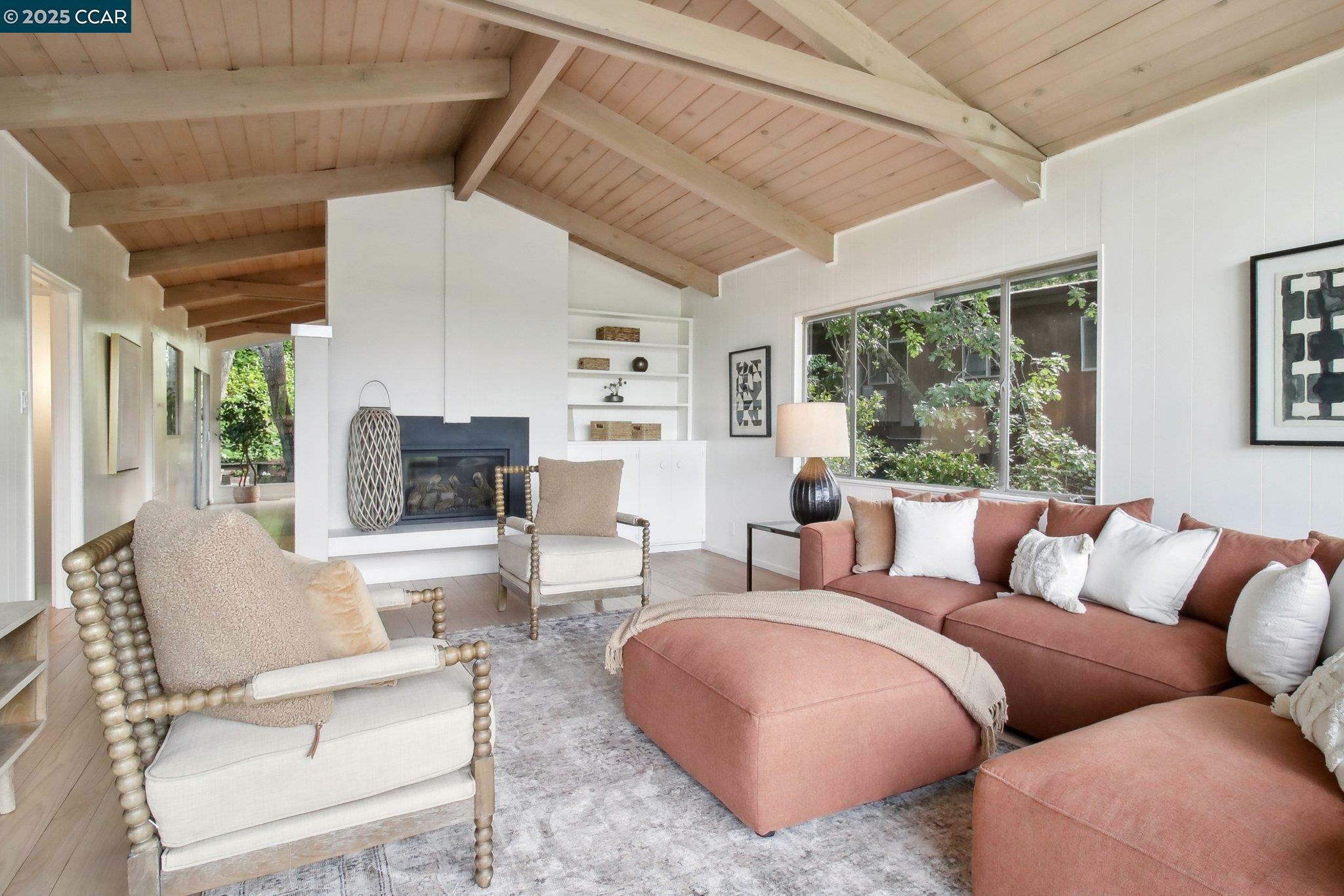 Property Photo: 30 La Cuesta Rd CA 94563