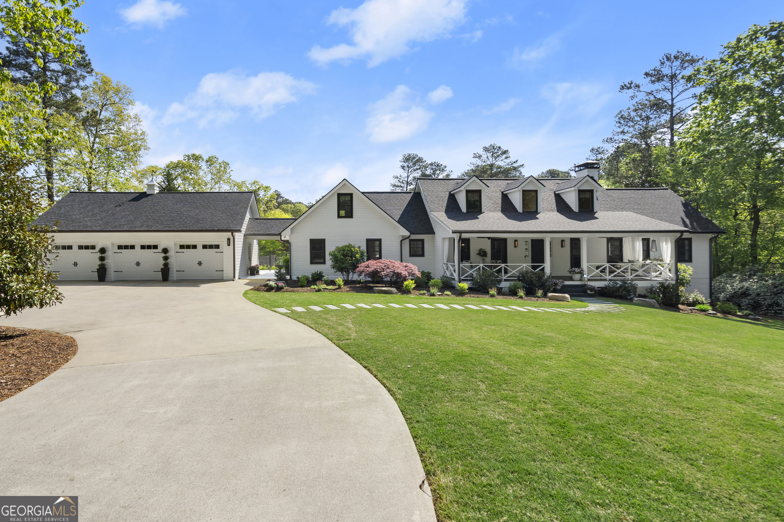 Property Photo: 4440 Webb Bridge Road GA 30005